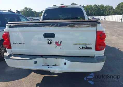 2010 Dodge Dakota Bighorn/Lonestar z USA, uszkodzony, nr VIN 1D7CE3GK4AS212905